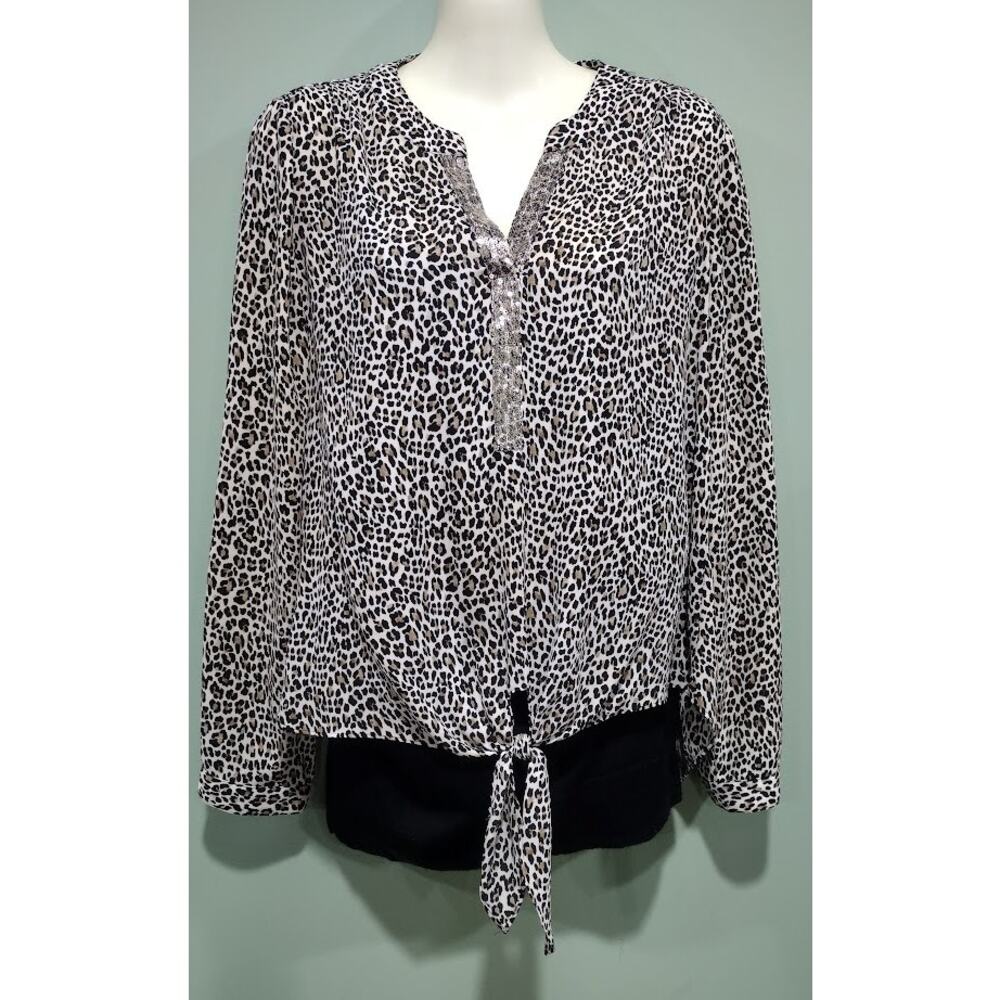 Chico's Animal Print Long Sleeve Pullover Top with Tied Bottom, Sz 0 (4)
